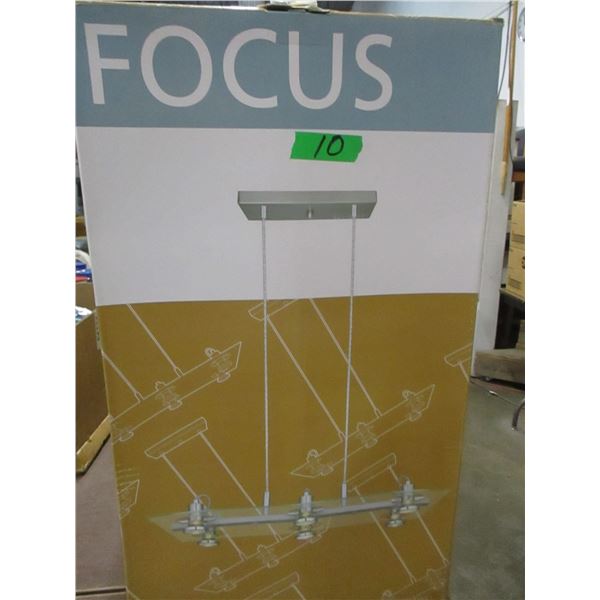 NEW:  FOCUS LIGHT FIXTURE (MODEL 20124A)