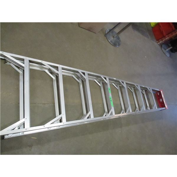 8' ALUMINUM STEP LADDER