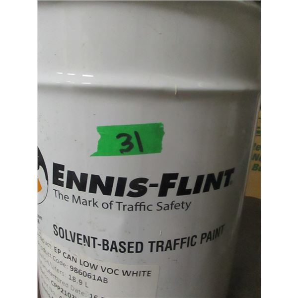 LOW VOLUME WHITE TRAFFIC PAINT (SOLVENT BASE) - 5 GALLON PAIL