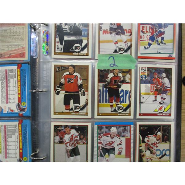 COLLECTABLE:  BINDER OF ASSORTED SPORTS CARDS