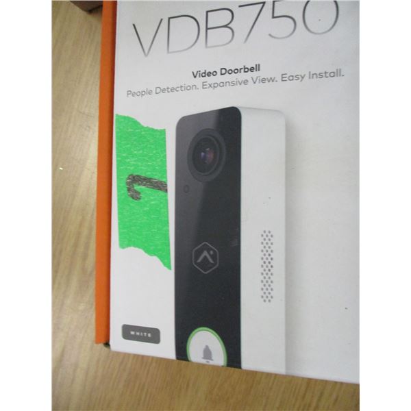 BOX C/W CUTTING KNIVES, VIDEO DOOR BELL, ETC