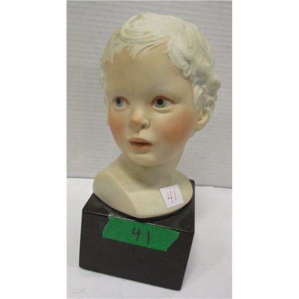 COLLECTABLE:  HEAD STATUE & BASE OF A CHILD