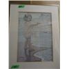 Image 4 : PICTURE OF GIRL ON BEACH
