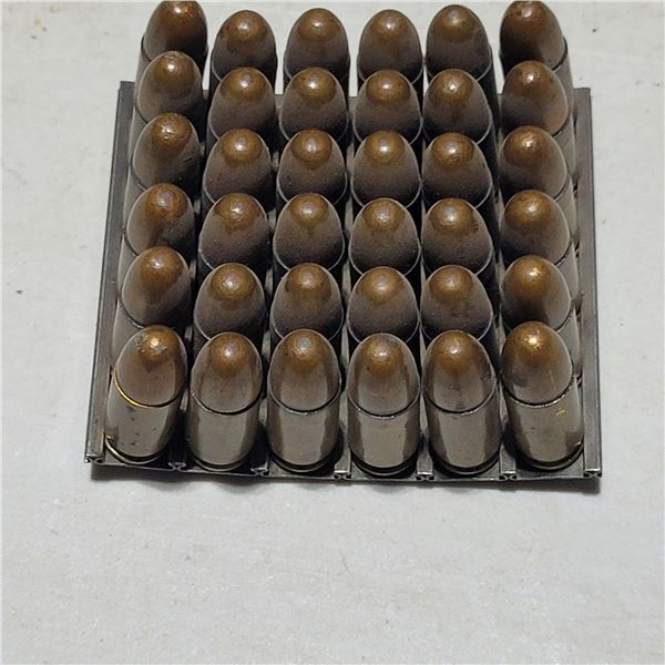 9mm Military Ammo & Stripper Clips  36 Cartridges