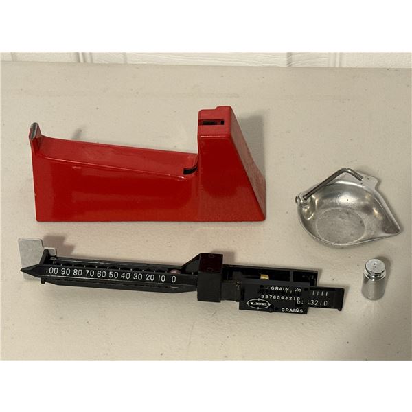 Lee Reloading Powder Scale w/ Pan & Cover
