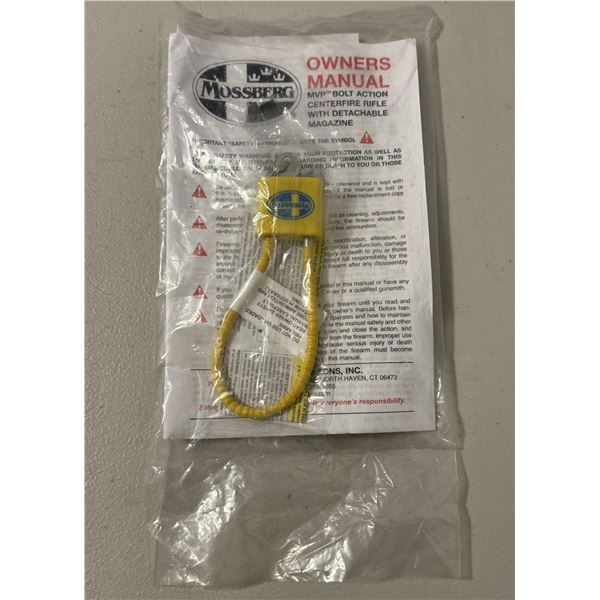 Mossberg firearm safety cable lock with keys