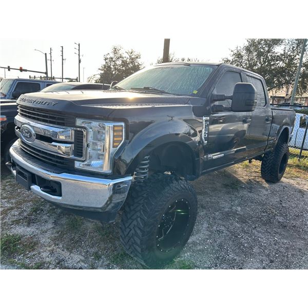 2018 Ford F250 XLT FX4 Crew Cab S/B Pick Up