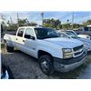 Image 11 : 2003 Chevy Silverado 3500 DSL Crew Cab Dually L/B Pick Up
