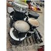 Image 2 : Evans Drum Set w/Stands/Foot Pedals/Stool