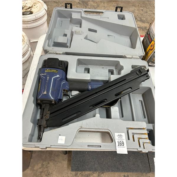 CP Large Air Nail Gun w/Case