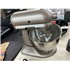Image 2 : Kitchen Aid   8 Qt.  Mixer w/Bowl/Whip w/Box