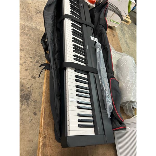 Yamaha Electronic Keyboard w/Carry Case