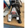 Image 2 : 3 Ton Jack Stands - 3
