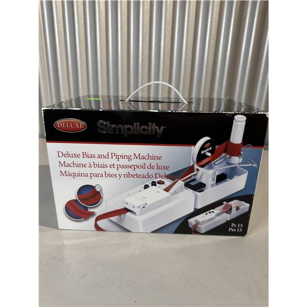 Deluxe Simplicity Piping Machine