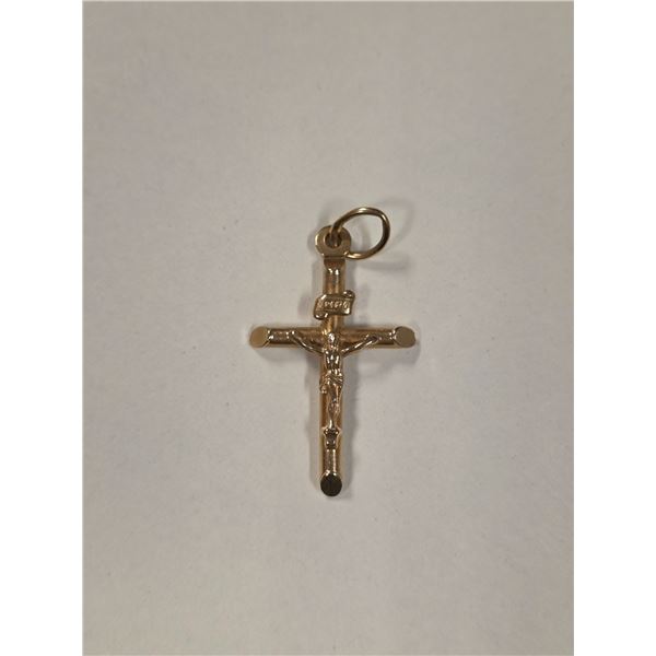 10 KT Gold Crucifix (17 x 24mm) Weight: 1 gram