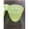 Image 4 : Vintage Jadeite Glass Lidded Container & 3.75" Plant Pot - Container is 5" x 9" x 3.5" tall. Ovenpr