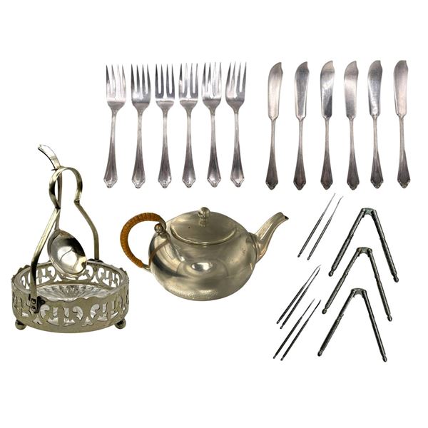 Vintage British Anur Plate with Glass Insert, 12-Piece McGlashan & Clarke Cutlery Set, H.M. Quackenb