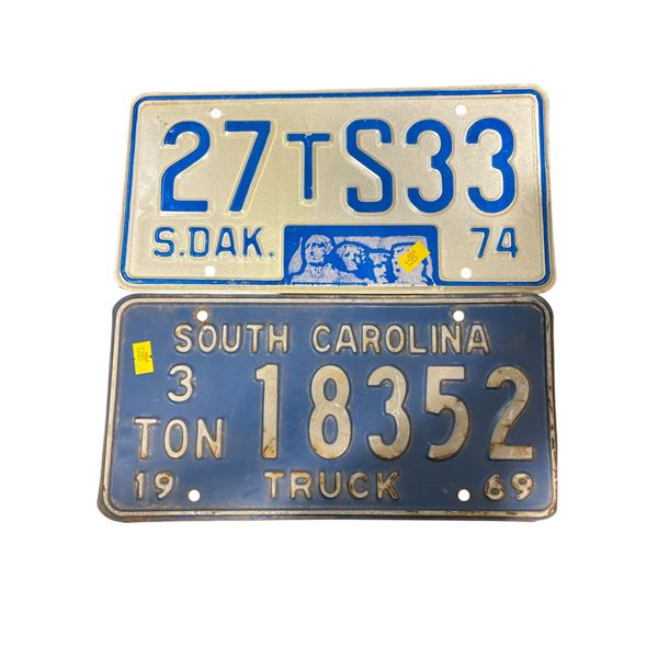 2 Vintage License Plates :South Carolina Truck 18352 (1969) and South Dakota 27TS33 (1974)