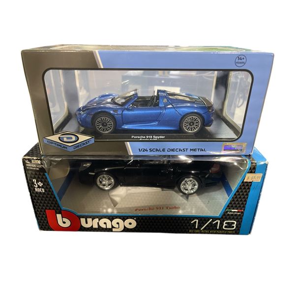 Motor city classics 1:24 2010 Porsche 918 Spyder Blue and Bburago 1/18 Porsche 911 Turbo