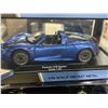 Image 2 : Motor city classics 1:24 2010 Porsche 918 Spyder Blue and Bburago 1/18 Porsche 911 Turbo
