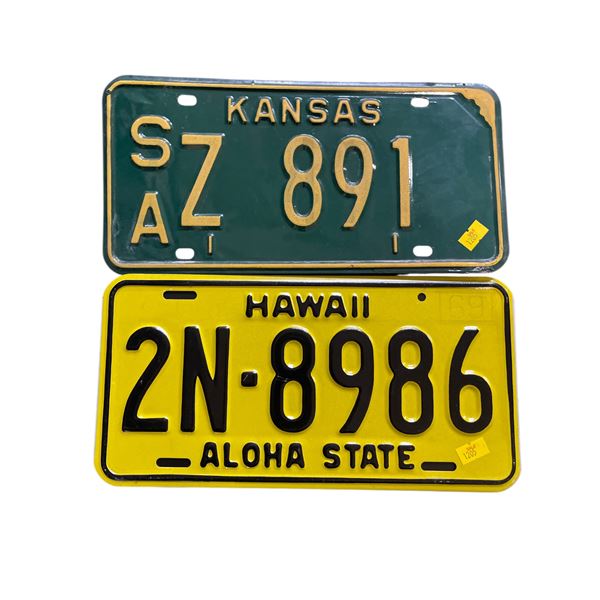2 License Plates: Kansas "SAZ 891" and Hawaii "2N-8986 Aloha State"