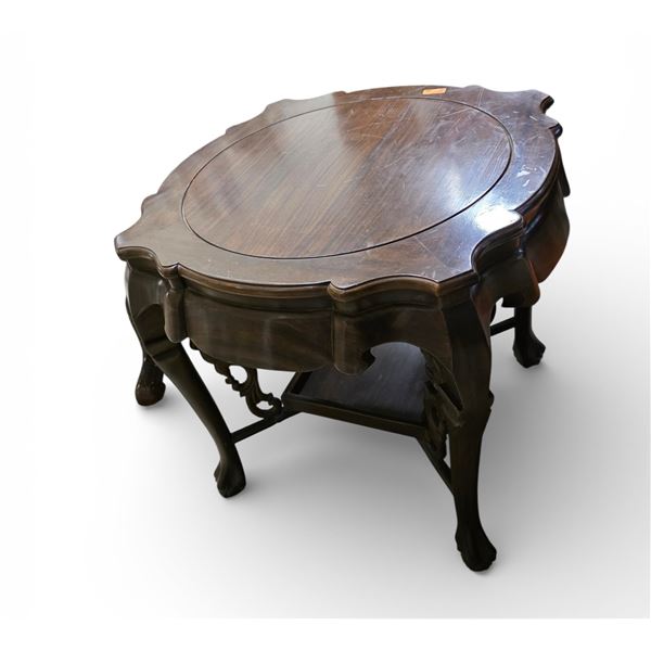 Antique Mahogany Parlour Table (37" diameter x 32"tall) - Items on top of the table are not included