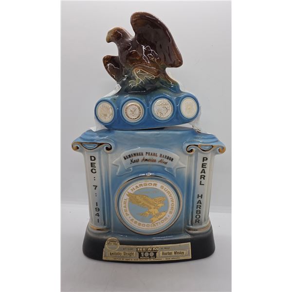 Rare 1972 Jim Beam "Survivors of Pearl Harbour Association" 4/5 Pint Decanter - Empty