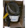 Image 3 : 3 Boxes of Assorted Kitchen Gadgets and Pots - Preowned