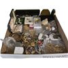 Image 1 : Tray of Jewelry, Cufflinks, Brooches, Medallions and More