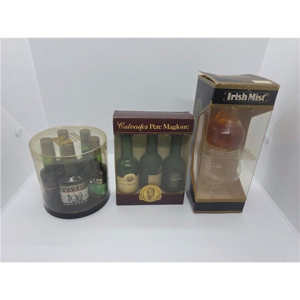 Pere Magloire Calvados 3 Mini Bottles Gift Set(1 with Contents),Irish Mist  50ml Mini Bottle with Sn