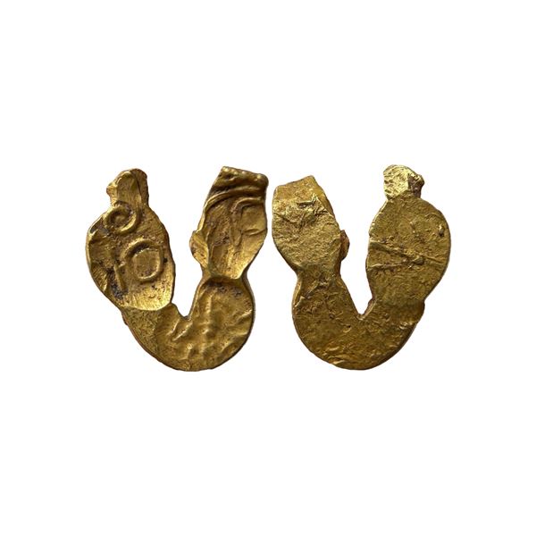 Shilaharas of Kolhapur (Feudatories of Chalukyas of Kalyana) (10-12 Century CE), Gold Fanam (U-Shape