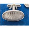 Image 2 : VINTAGE OVAL CUFFLINKS & TIE CLIP