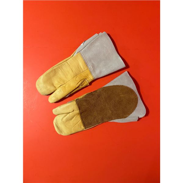 Leather welding gloves in tan Size 10