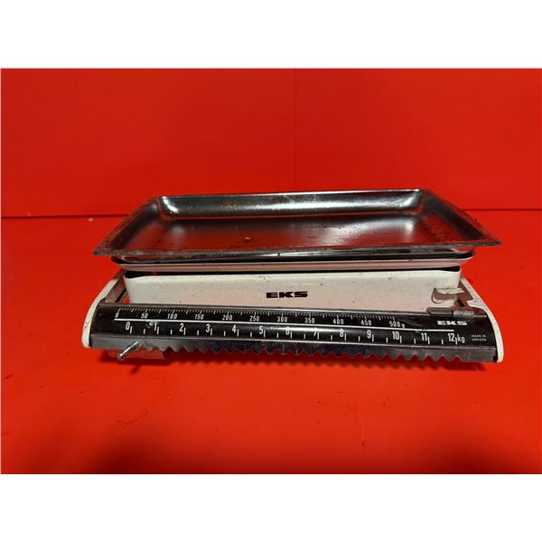 vintage EKS mechanical kitchen scale