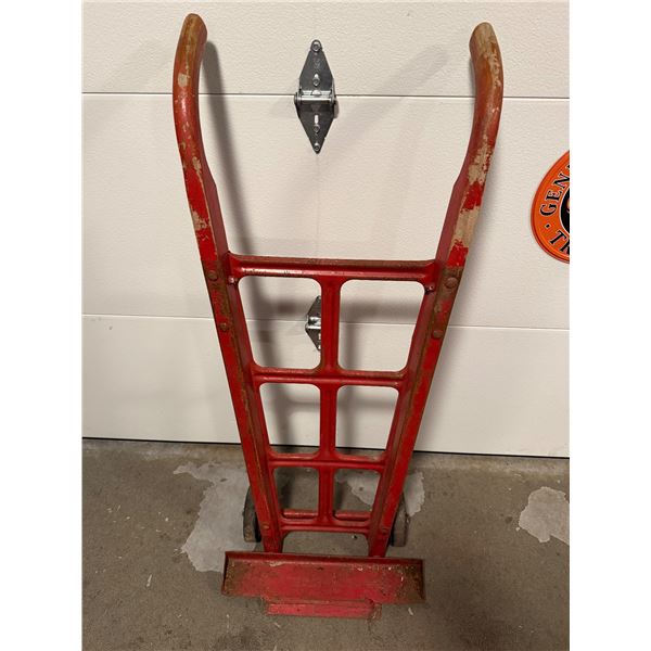 American Pulley Company Daisy model hand truck
