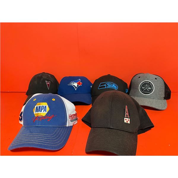 Used hats Great Wall hangers