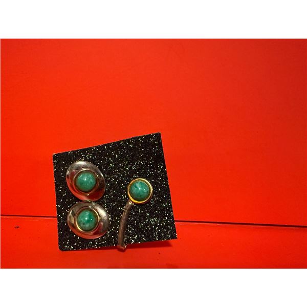 vintage set of cufflinks