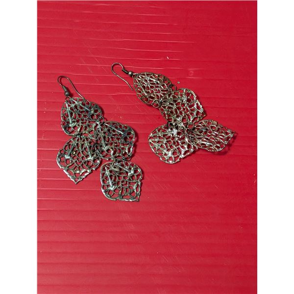 Vintage Silver Lace Earings
