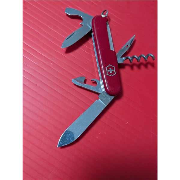 VICTORINOX Swiss Knife