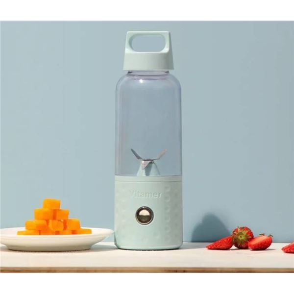 Vitamer Portable Juicer Cup with 500ml Capacity and Rechargeable Design