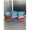 Image 2 : Kellogg’s Pop-Tarts Assorted 3-Pack: Frosted Chocolate Fudge, Blueberry, and Raspberry [x=#