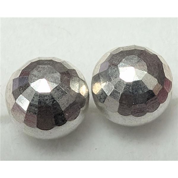 $20, SILVER EARRING, retail value $20