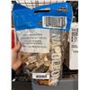 Image 2 : Napoleon Hickory Wood Chips for Smoking and Grilling