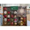 Image 2 : 78-Piece Set of Green, Red and White Assorted Holiday Ornaments
