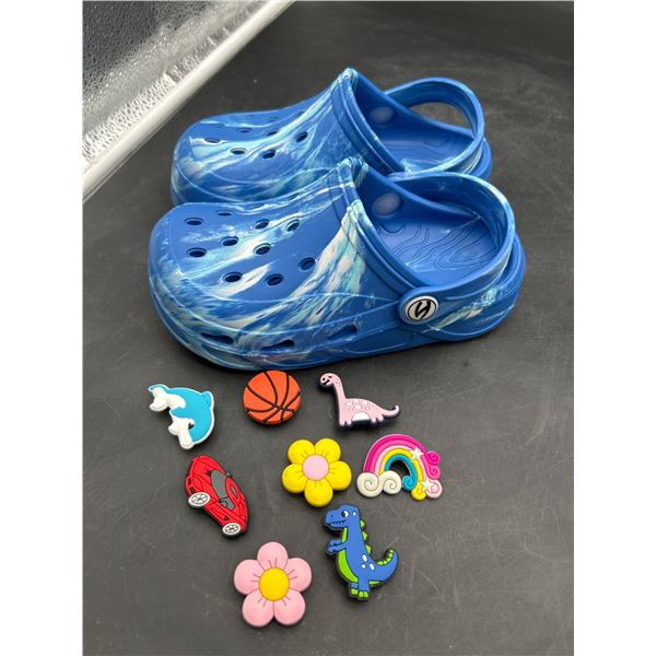 Children’s Blue Clog-Style Shoes With Decorative Charms, Size 28