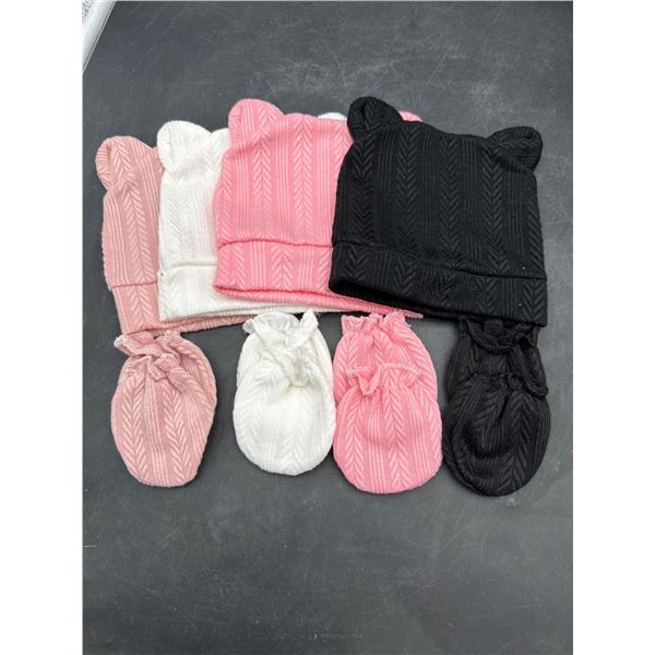 Lot of 4 DRESHOW Newborn Baby Beanie Hat and Mittens Set for 0-3 Months