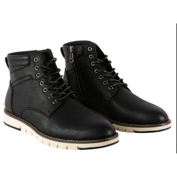 Steve Madden Men’s Black Boots With Ortholite Insoles, Size 10