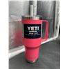 Image 2 : YETI Rambler 42 Oz Straw Mug in Tropical Pink with Stainless Steel Build