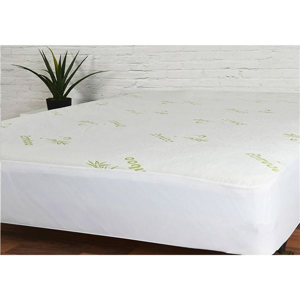 QUEEN Bamboo White Mattress Topper