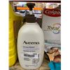 Image 2 : Aveeno Stress Relief Body Wash 2 x 975 mL Pump Bottle